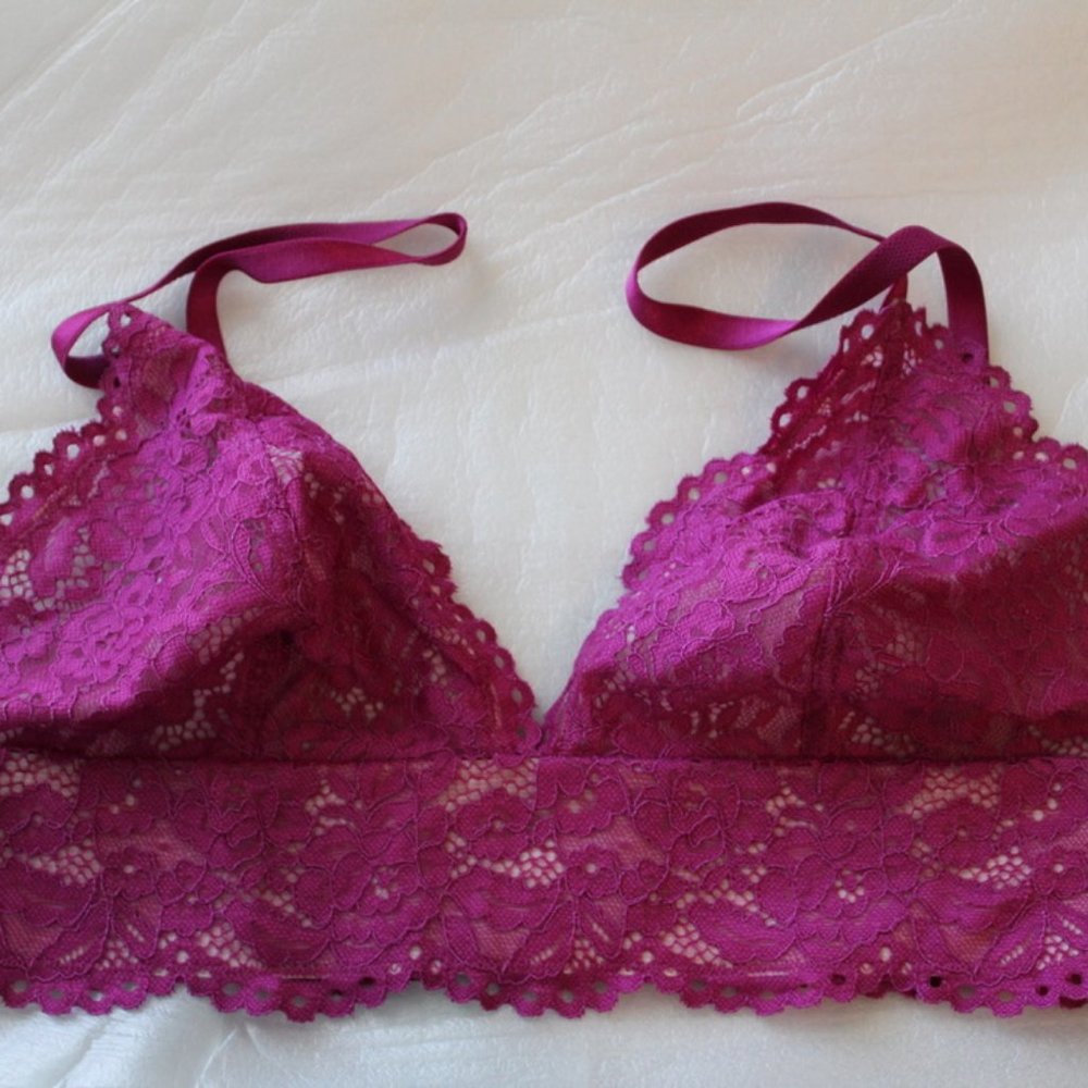 b.tempted Pink Lace Bralette (Size L)